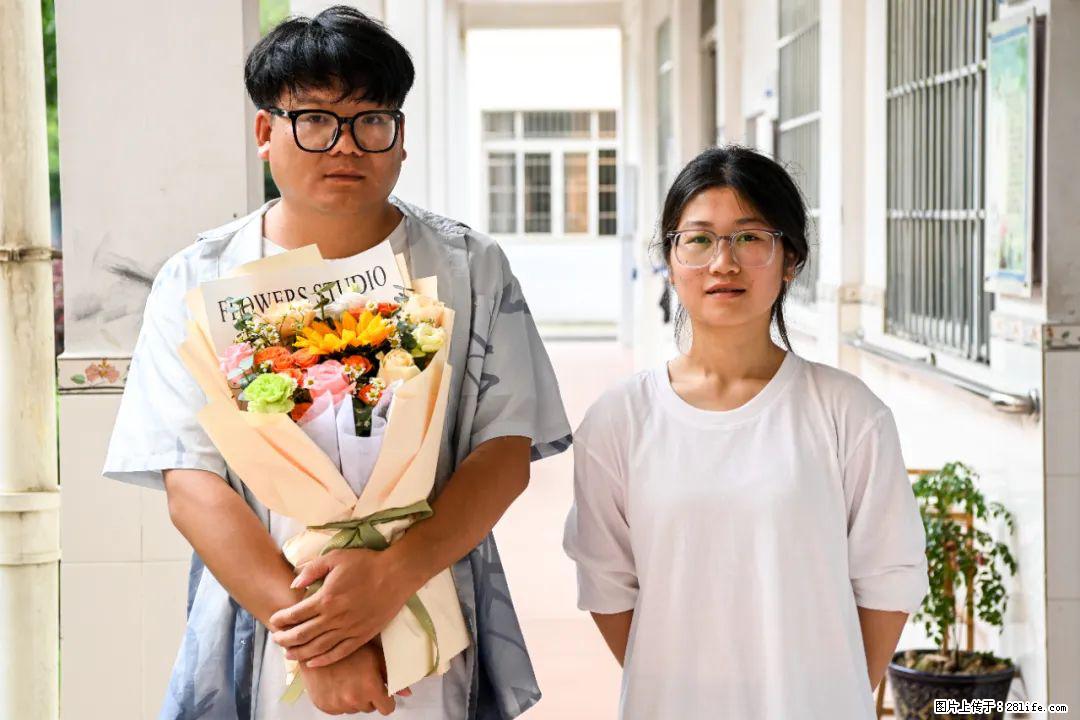 全网追的“扁担女孩”,找了一份暑假工,时薪12元 - 孝感生活资讯 - 孝感28生活网 xiaogan.28life.net